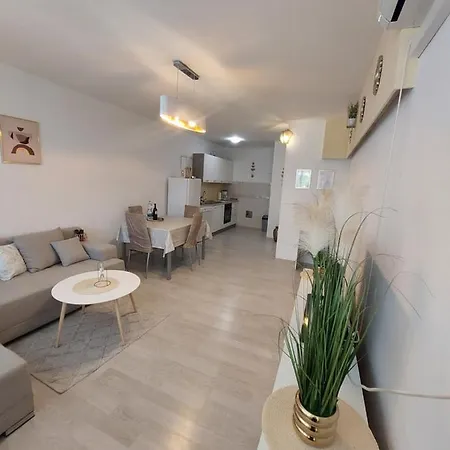 Apartamento Golden Star