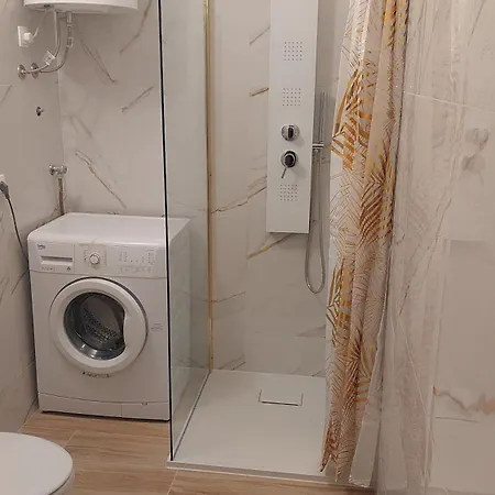 Golden Star Apartamento