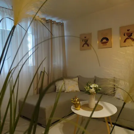 Apartamento Golden Star *